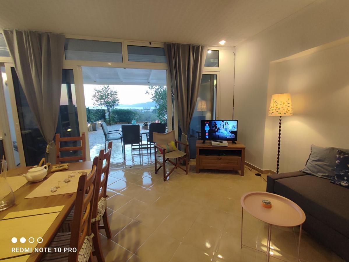 Andrew'S Sunset View Apartment Loutraki  Eksteriør bilde